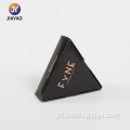 Caixa triangular para embalagem de cosméticos em formato especial